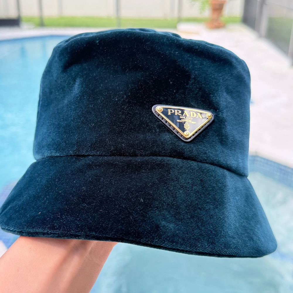 Prada Velvet Bucket Hat Petrolio Dark Teal Enamel Triangle Logo 1HC137 Size S